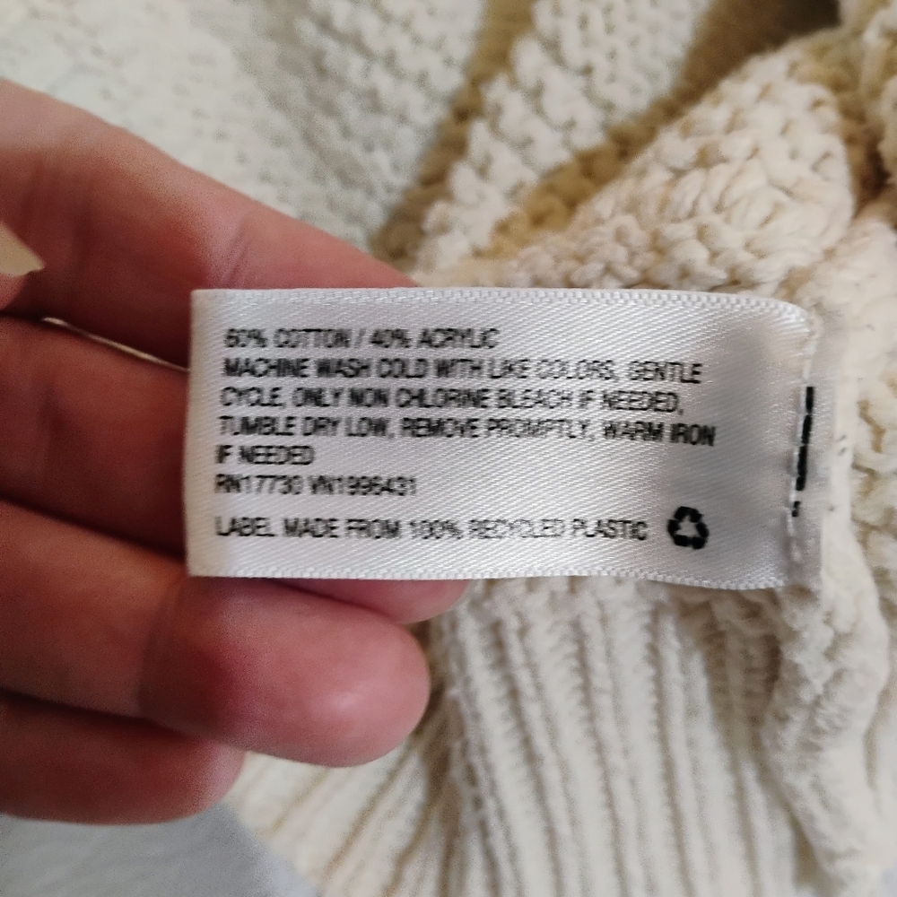 Universal Thread Women's Knit Ivory Sweater - Picture 4 of 7